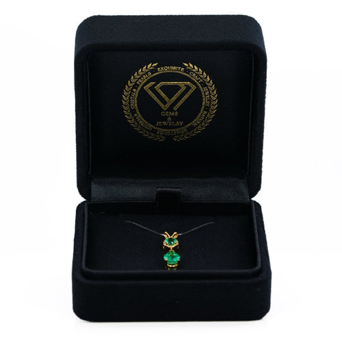Pendentif Pendentif en or jaune 18 ct avec émeraudes et diamants 58 Facettes P001