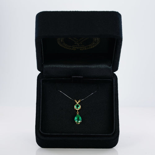 Pendentif Pendentif en or jaune 18 ct avec émeraudes et diamants 58 Facettes P001