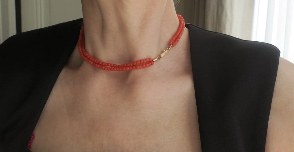 Collier Collier ancien - Deux rangs de corail de Méditerranée en or rose 58 Facettes Collier