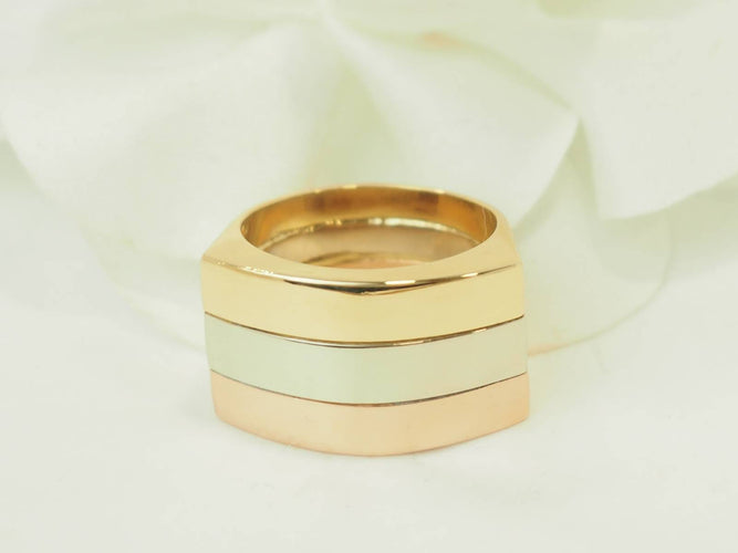 https://cdn.shopify.com/s/files/1/0750/3799/9372/files/P1018445JPG_69fb4324076973.64385259.jpg?v=1778166748