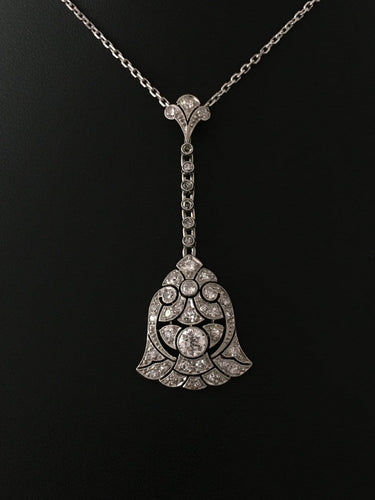 Pendentif Pendentif Art déco en platine et diamants 58 Facettes 260