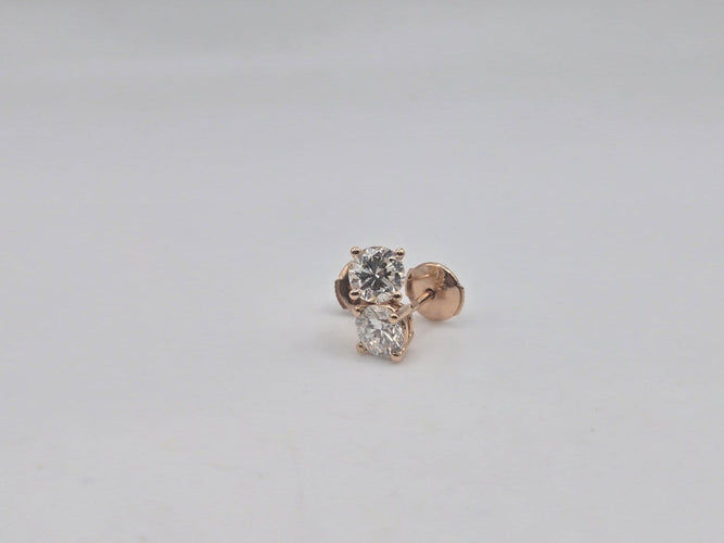 Boucles d'oreilles Boucles d'oreilles clous en or rose 18k et diamants 58 Facettes #BT