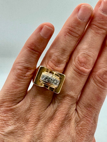 Ring tank i gult guld og diamanter 