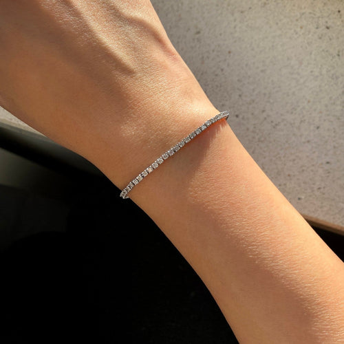 Bracelet Embrace - Bracelet tennis en platine et diamants 2,0 ct 58 Facettes GBT1261PT