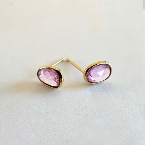 dark-pink-sapphire-earrings-18k-gold-love-more-5.jpg