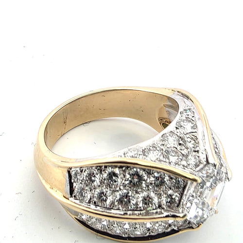 Bague Bague en or jaune avec diamants 58 Facettes 294/26 D