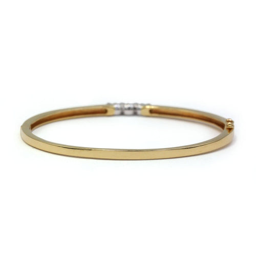 Bracelet Bracelet rigide - Bracelet en or jaune et diamants 58 Facettes 260118R