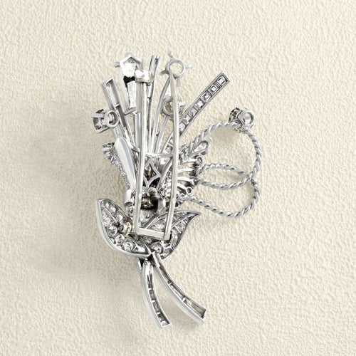 Broche Broche Gerbe Or blanc et Diamants 58 Facettes 65000017