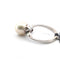 Bague 52 Bague en or blanc 18 carats ornée de perles et de diamants sur les côtés 58 Facettes 628 T C OC