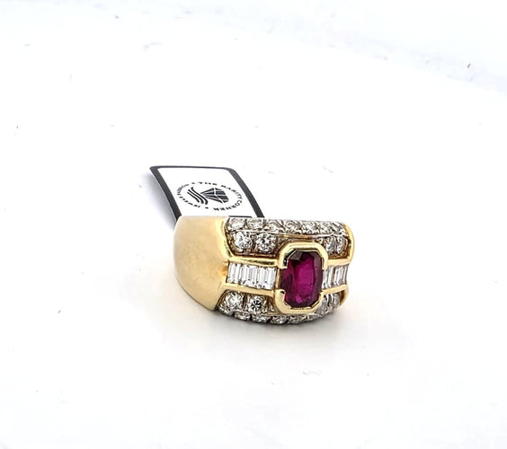 Bague 54 Bague en or jaune avec diamants et rubis central 58 Facettes NOCODE RUBY
