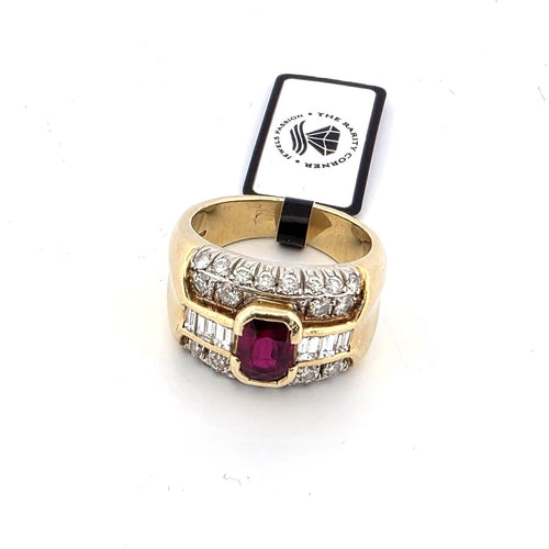 Bague 54 Bague en or jaune avec diamants et rubis central 58 Facettes NOCODE RUBY