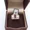 Bague 54 Bague en or jaune avec diamants et rubis central 58 Facettes NOCODE RUBY