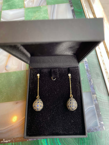 https://cdn.shopify.com/s/files/1/0647/1470/3075/files/Boucles_d_Oreilles_Vintages_-_Boucles_d_Oreilles_Gouttes_Saphirs_Diamants_Or_Jaune_-_Bijouterie_Paris_-_Les_Pierres_de_Julie_6.jpg?v=1741846866