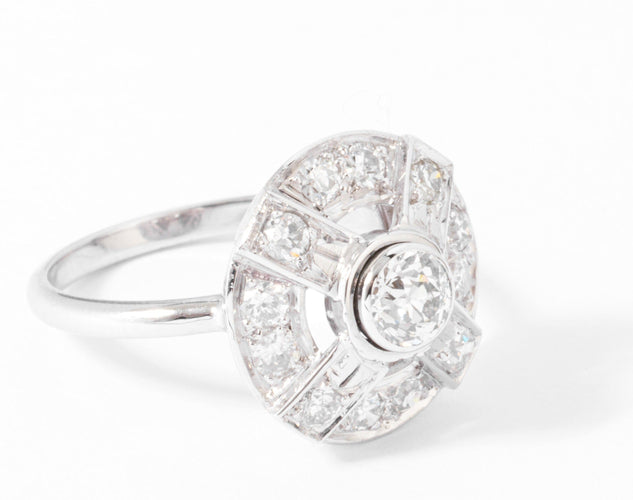 Bague Bague marguerite en or gris, platine et diamants 58 Facettes