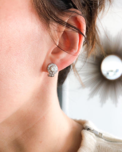 Boucles d'oreilles Boucles d'oreilles en platine, or gris et diamants 58 Facettes 1