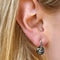 Boucles d'oreilles AITCHES - Boucles d’oreilles Jullie en argent 925 et nacre noire 58 Facettes SER1024WG