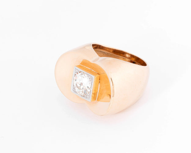 https://cdn.shopify.com/s/files/1/0438/5121/9107/products/211025_ADALGYSE_inustudio-379.jpg?v=1780837748