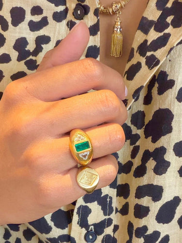Bague 51 Bague jonc en or jaune, émeraude et diamants 58 Facettes bands