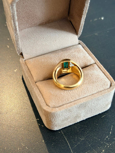 Bague 51 Bague jonc en or jaune, émeraude et diamants 58 Facettes bands
