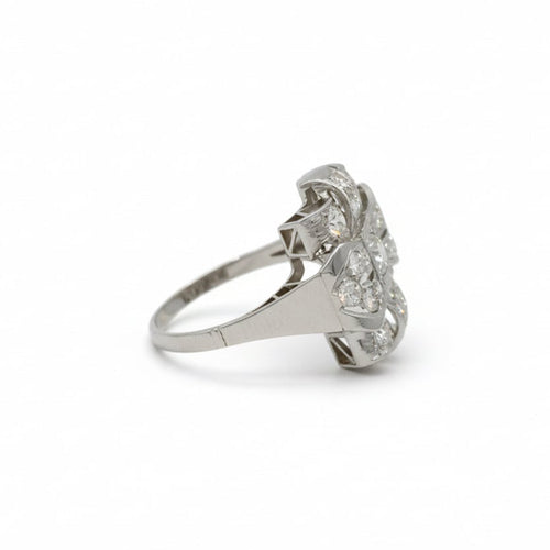 Bague 56 Art déco - Bague en or blanc sertie de diamants 58 Facettes 1.0001229/4