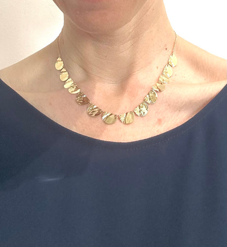 Collier Collier froissé en or jaune 58 Facettes Z1351872