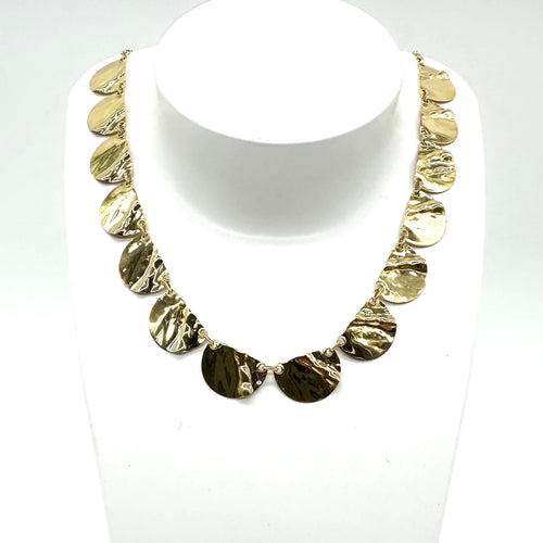 Collier Collier froissé en or jaune 58 Facettes Z1351872