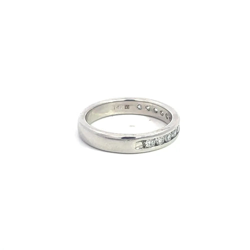 https://levanne.com/wp-content/uploads/2025/07/levanne-jewerly-04-UN0138.webp