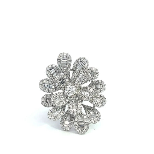 https://levanne.com/wp-content/uploads/2025/07/levanne-jewerly-04-UN0140.webp