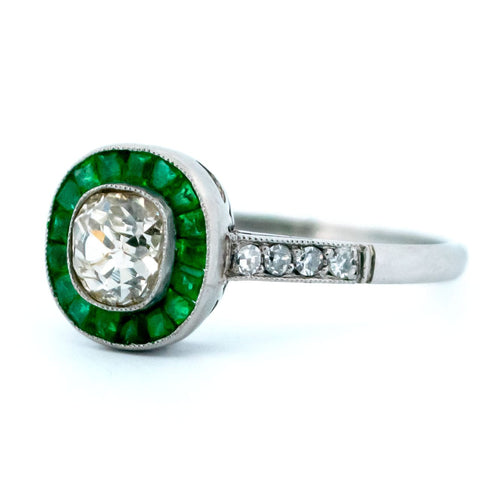 Ring 54 Halo-ring i Platin, smaragder og diamanter 58 Facettes 05BD5AD7D3304DC6B1AAC3B2841A7E82