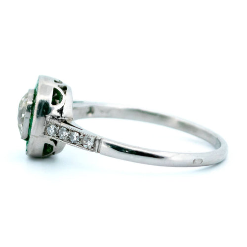Ring 54 Halo-ring i Platin, smaragder og diamanter 58 Facettes 05BD5AD7D3304DC6B1AAC3B2841A7E82