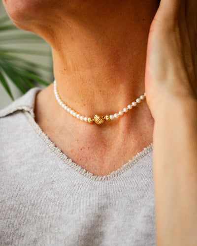 Collier Collier de perles de culture en or jaune 750 et fermoir boule 58 Facettes A11330 A11112