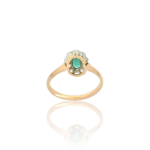 Bague 53.5 Bague cluster en or 18k et émeraude ovale et diamants 58 Facettes
