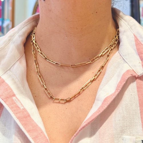 Collier Chaîne à maillons rectangulaires allongés en or jaune 18k 58 Facettes 278C31E6FBD6411BA6FDBFCB6DE4F926