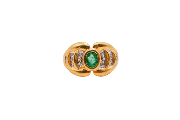 Bague 50 Bague nœud en or jaune, émeraude et diamants 58 Facettes 3988