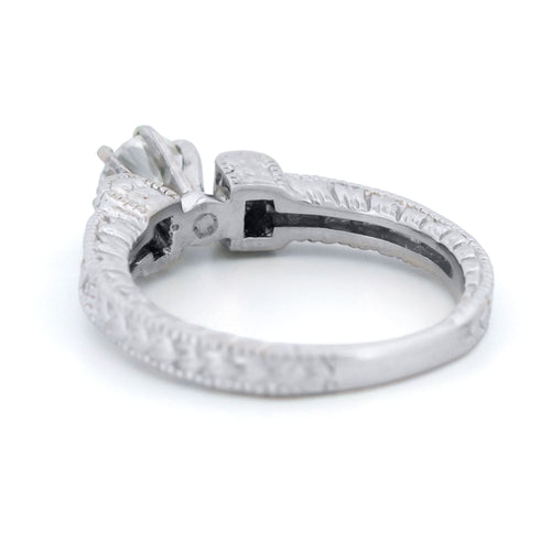 Bague 52.5 Bague Solitaire Vintage en or blanc 18k et diamants 58 Facettes 5499D82A8BC741C38EDD420BCC568F0F