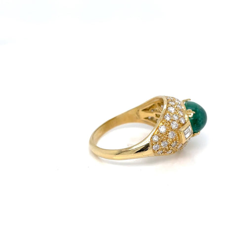 Bague 53 Bague vintage italienne émeraude cabochon et diamants en or jaune 18K 58 Facettes