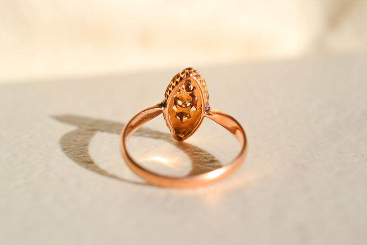 https://www.noircarat.fr/wp-content/uploads/2026/04/bague-marquise-or.jpg
