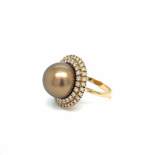 Bague Bague cocktail années 1980 en or jaune 18k, perle dorée et diamants 58 Facettes