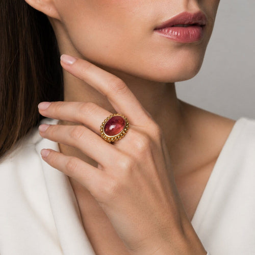 Bague 54 Bague bombe italienne années 1980 en or jaune 18 carats, tourmaline 58 Facettes