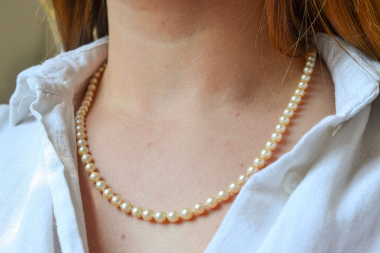 https://www.noircarat.fr/wp-content/uploads/2026/04/bijoux-perles-anciennes.jpg