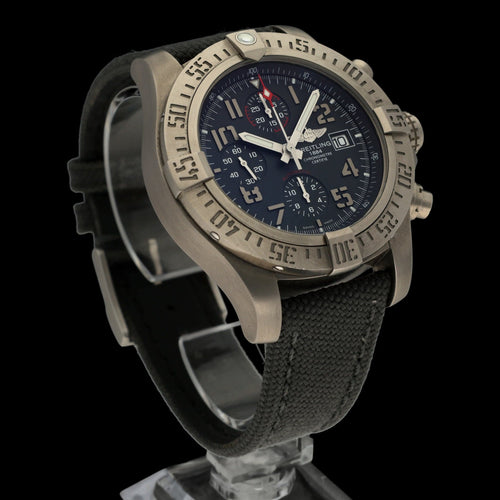 Reloj Breitling Avenger Bandit - Reloj E13383 de titanio 58 Facettes BTL/AVG/077