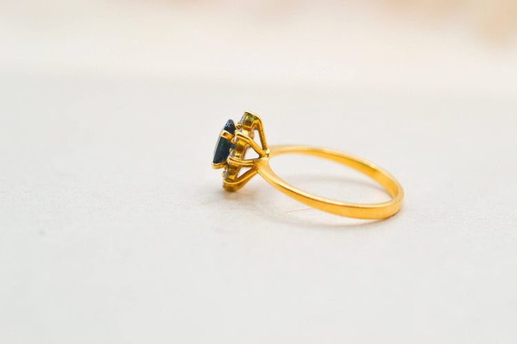 https://www.noircarat.fr/wp-content/uploads/2026/04/bague-ancienne-Маргаритка.jpg
