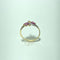 Anel com motivo floral em ouro amarelo, rubis e diamantes 58 Facettes 260122