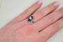 https://www.noircarat.fr/wp-content/uploads/2026/04/bague-ancienne-saphir.jpg