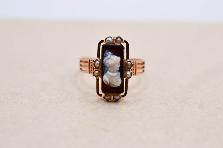 https://www.noircarat.fr/wp-content/uploads/2026/04/bague-ancienne-camee.jpg