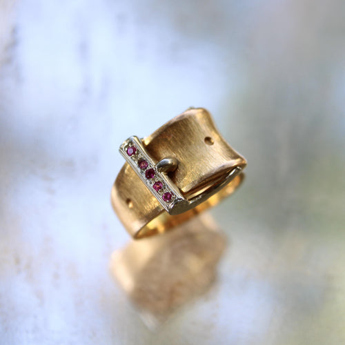 Anillo 51 Anillo con cierre italiano de oro de 18 quilates y rubíes 58 Facettes A20085