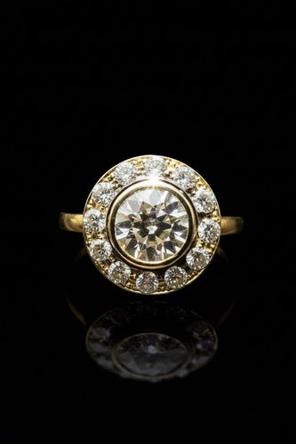 Bague 56 Anello Halo - Bague en or jaune avec diamant central 2,30 ct 58 Facettes