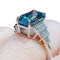 Bague 54 Bague Art déco en or blanc, zircon bleu et diamants 58 Facettes 7849 A