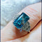 Bague 54 Bague Art déco en or blanc, zircon bleu et diamants 58 Facettes 7849 A