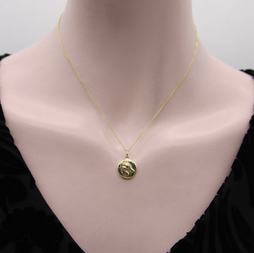 Pendentif Cute as a Button - Pendentif whippet en or 14K et rubis 58 Facettes